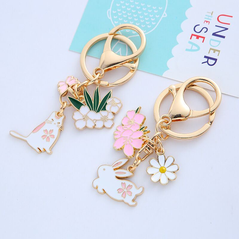 1pc Men&Women's Creative Cartoon Cute Sakura Rabbit Cat Metal Fashionable Keychain For Birthday Gift Holiday Gift