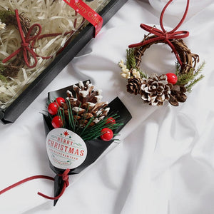 Christmas Gift Box Bouquet Dried Flowers Pine Cone Nut Wreath Garland Decor ktclubs.com