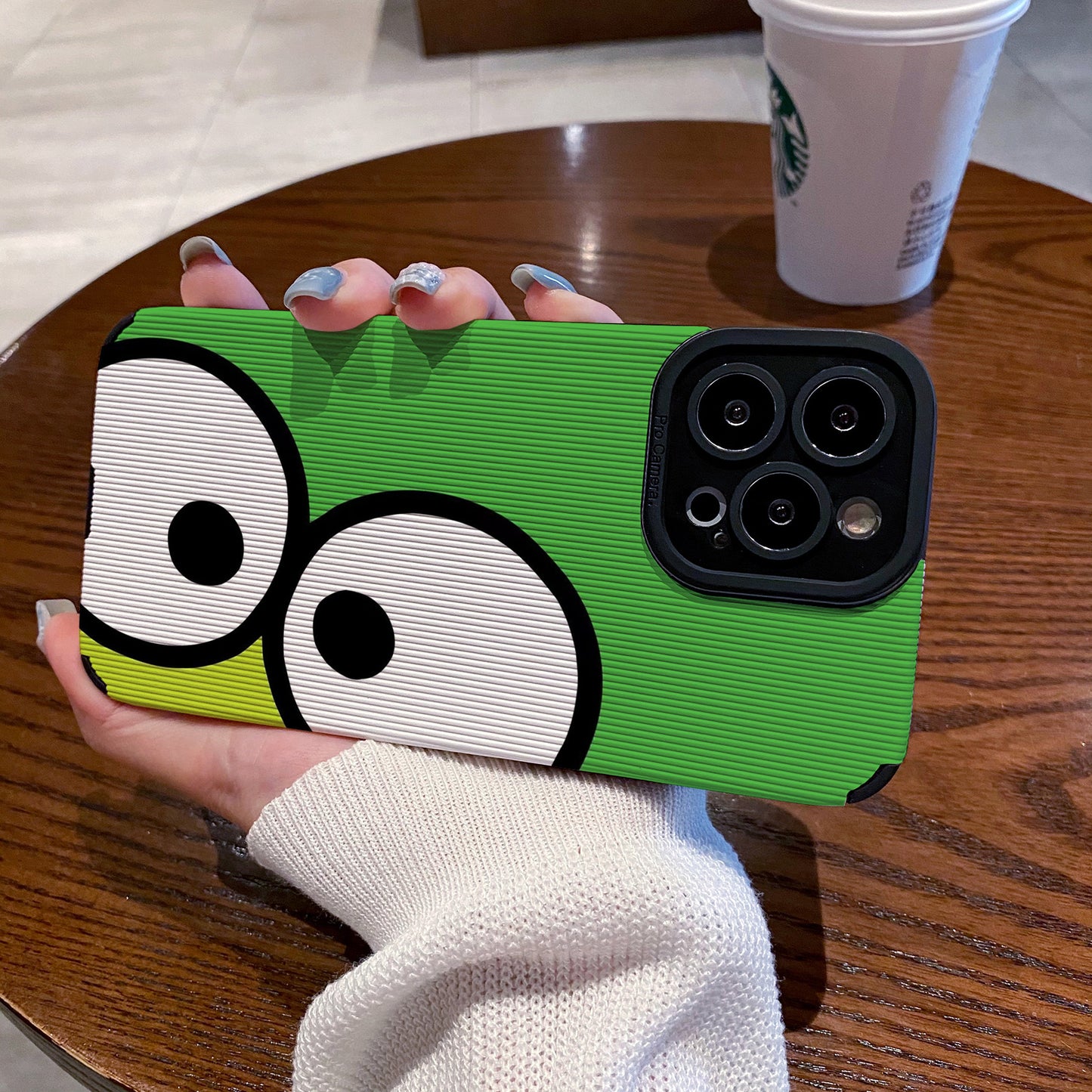 Gigi wacky cartoon frog phone case
