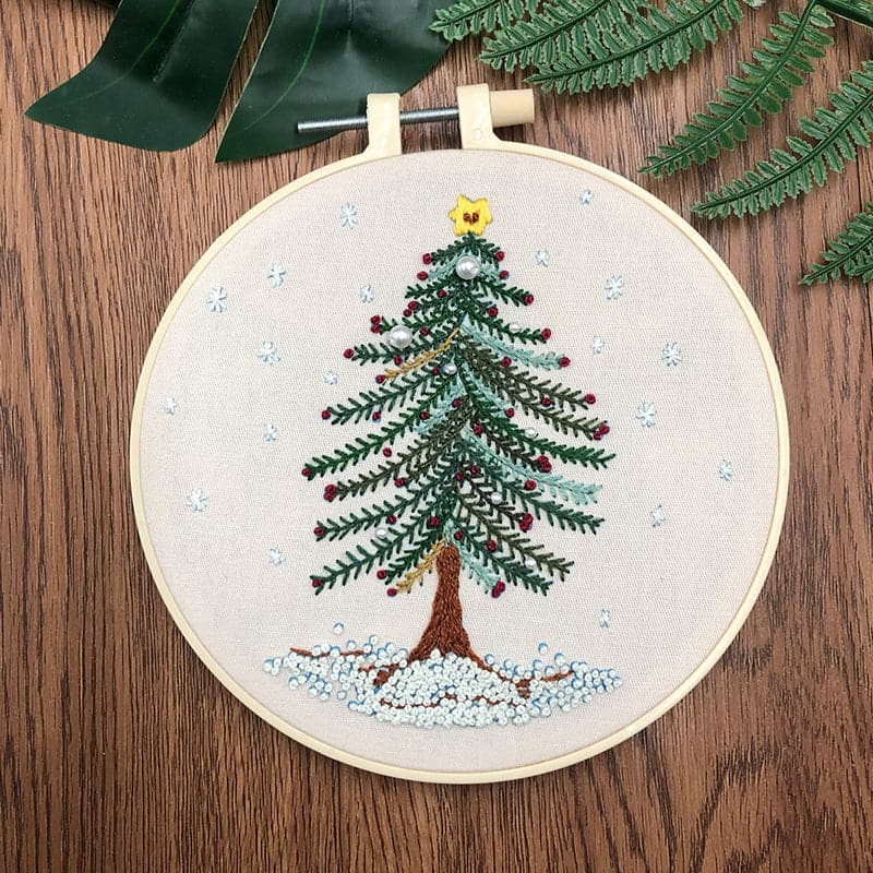 Christmas-embroidery ktclubs.com