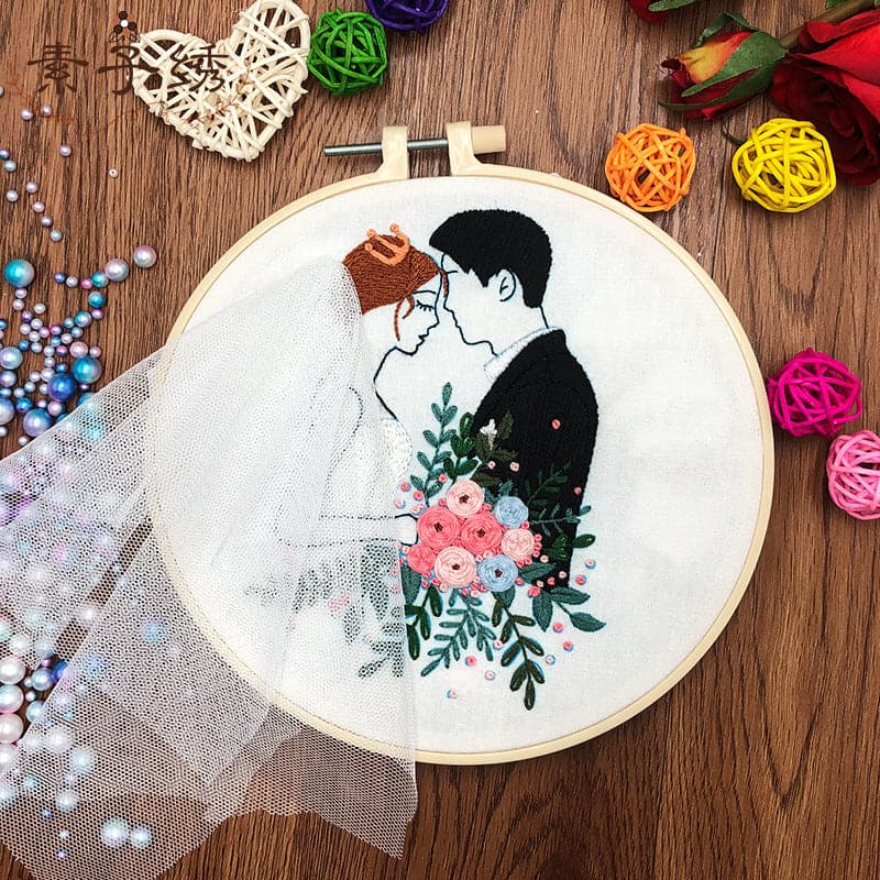 "Love Wedding" - Embroidery ktclubs.com