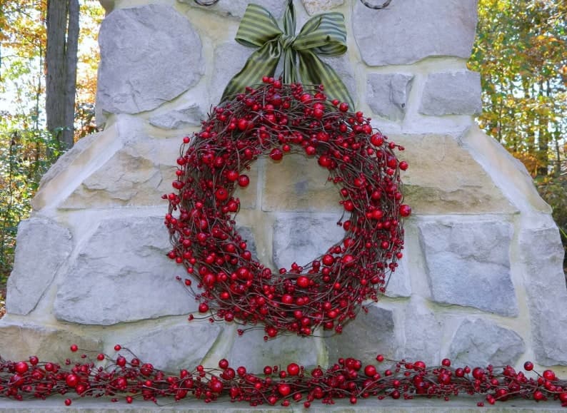 Red Berry Christmas Wreath - Holiday Wreath - Red Wreath - Christmas Wreath - Choose Bow ktclubs.com